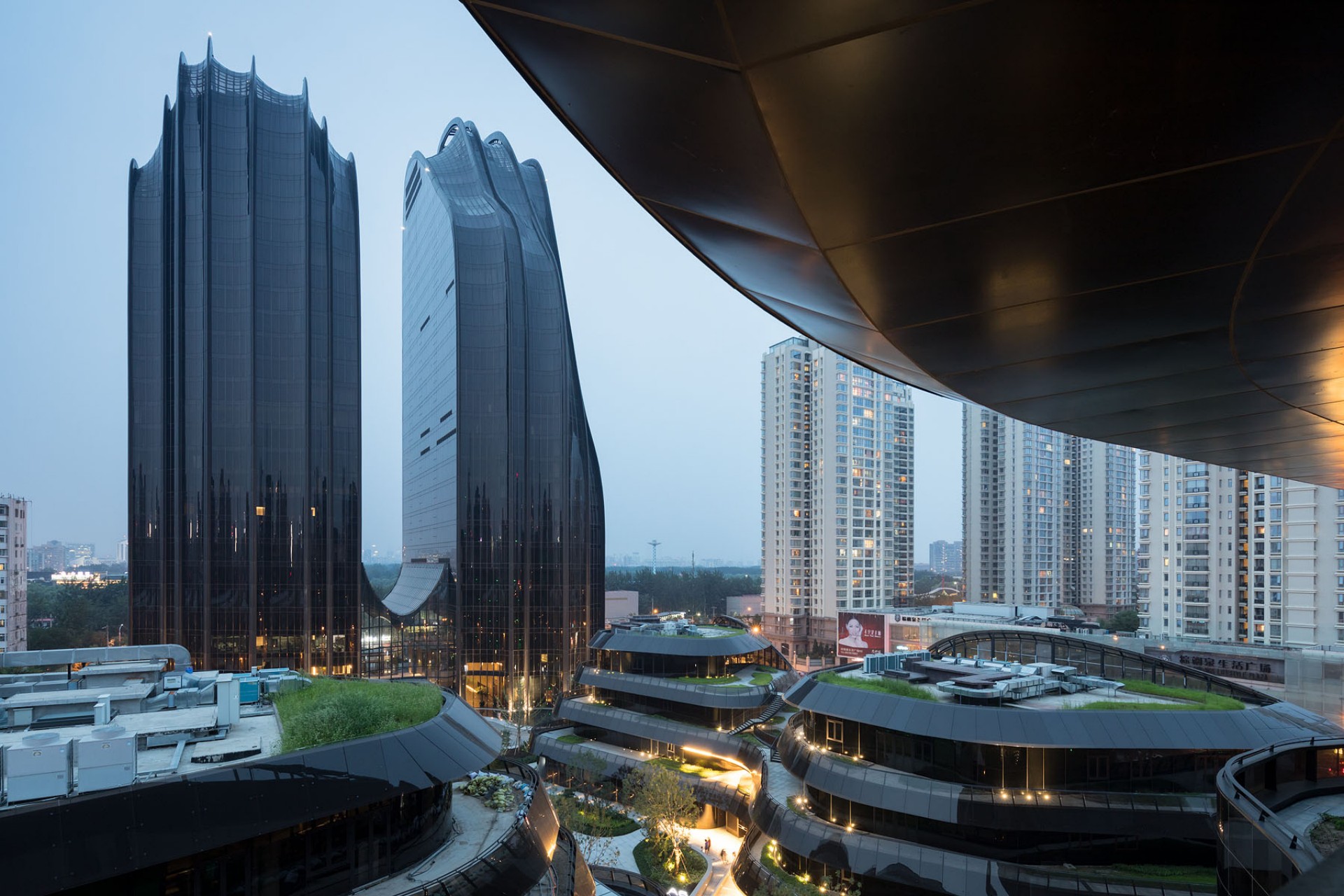 MAD Architects Chaoyang Park Plaza Beijing | Floornature