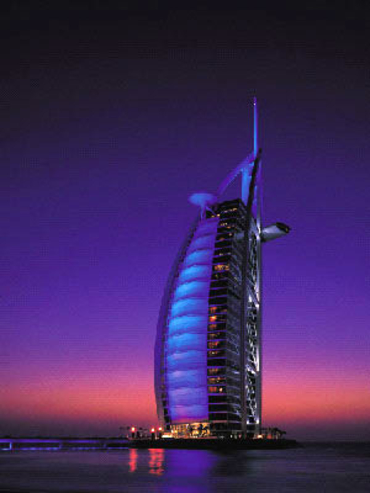 Hotel Burj al Arab Thomas Wills Wright Dubai 1999 | Floornature