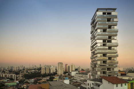 Isay Weinfeld. Edifício 360° © Fernando Guerra
