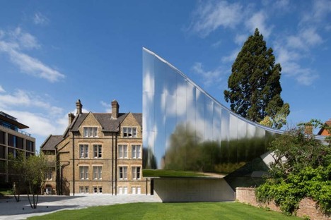 Architecture for education: university campuses - the best of the week  
