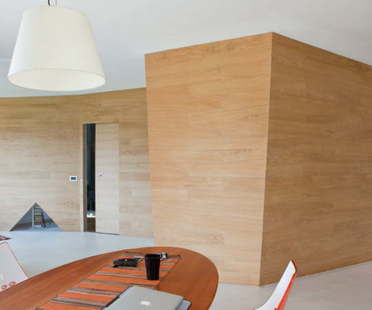 Enrico Galeazzi’s Apartment R: a wall becomes the centre of things. 

