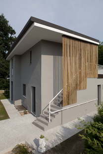 VMCF Atelier Hinge House for Google Maps
