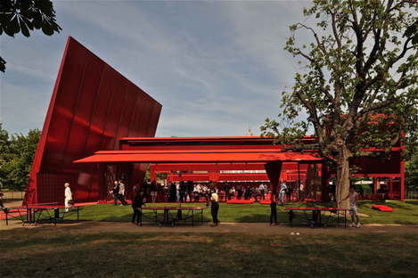 Temporary constructions: the Serpentine Gallery pavilions
