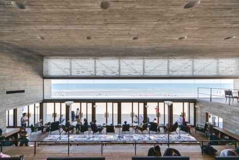 Vector Architects Seashore Library 
