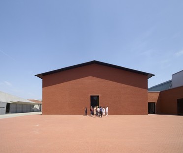 Herzog & De Meuron inaugurate the Vitra Design Museum Schaudepot 
