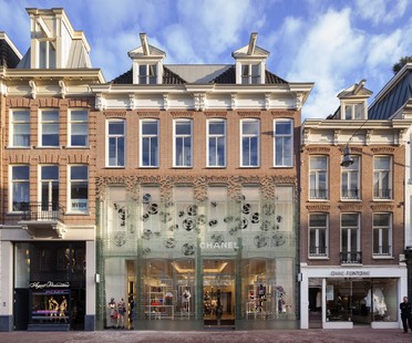 Architecture for shopping: best store
