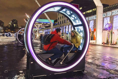 Luminothérapie Loop giant wheel and light effects in Montréal

