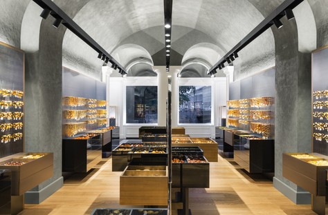 Piuarch Amber&Art Flagship Store in St. Petersburg

