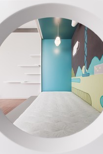 Devoto created a bedroom with a miniature crane 
