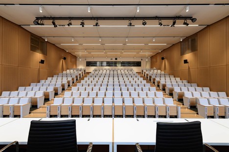 Renzo Piano Building Workshop Palais de Justice, Paris 
