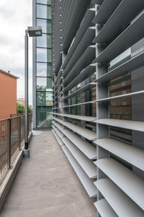 The new Territorial Paediatric Centre in Parma creates material and colour effects with ceramics
