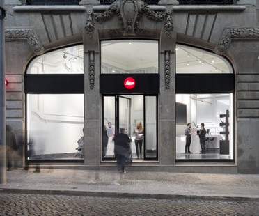 DC10 Architects Leica Store Milan Turin Rome Porto
