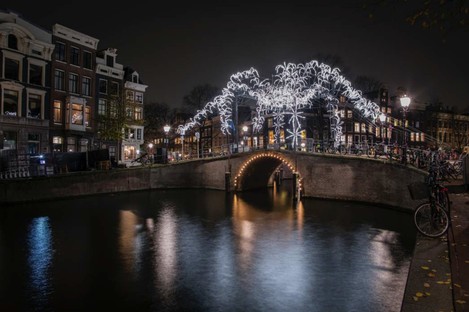 Artworks and architectures of light in Amsterdam, Montréal and Salerno
