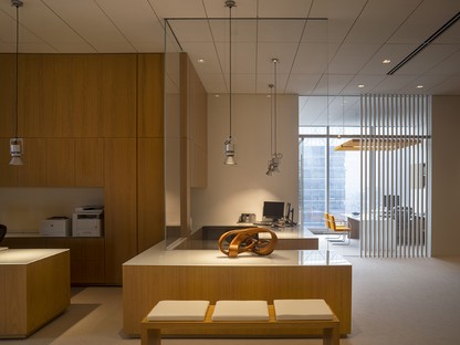 Alvisi Kirimoto interior design for offices in Chicago 