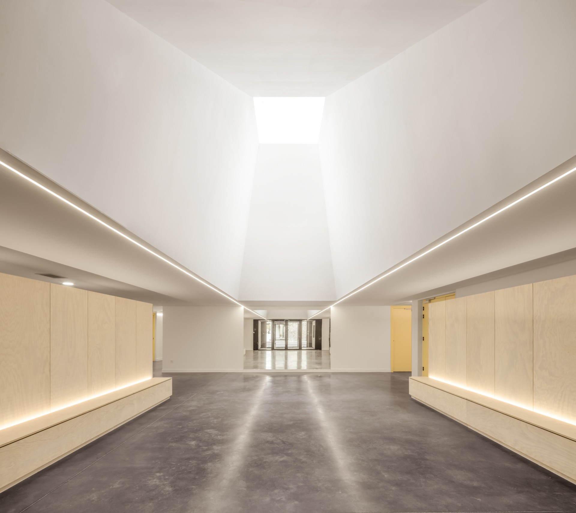 Opus 5 Architectes completa um novo centro cultural numa quinta