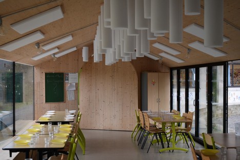 The new E26 canteen by the BAST firm is the Emerging Architecture for 2019
