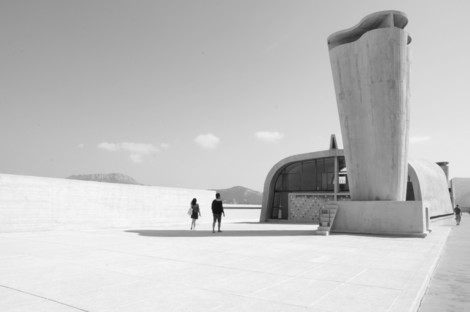  La Cité Radieuse by Le Corbusier, a Combination of Architecture and Music 

