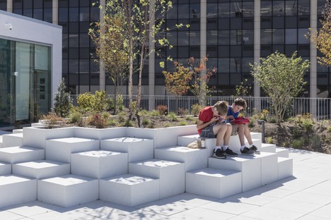 BIG The Heights, architecture that designs new landscapes for learning 
