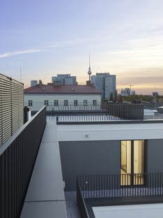 Tchoban Voss Architekten designs new office building in Berlin
