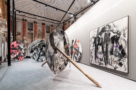 Alvisi Kirimoto creates the design for the EMILIO VEDOVA exhibition at Palazzo Reale in Milan
