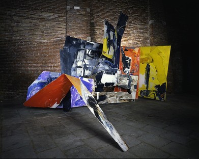 Alvisi Kirimoto creates the design for the EMILIO VEDOVA exhibition at Palazzo Reale in Milan
