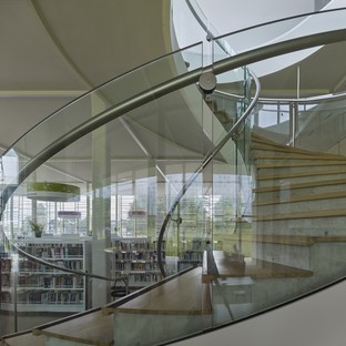 Serero Architectes Urbanistes designs new Media Library, an urban and landscape showcase in Bayeux
