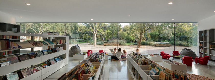 Dominique Coulon & Associés designs Media library and public park in Pélissanne
