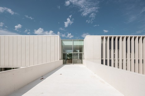 Panorama Architecture designs MMSH Research Campus in Aix-en-Provence
