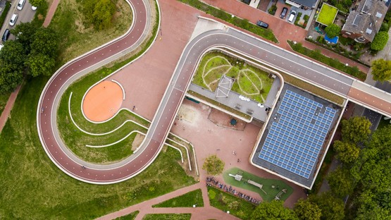 Planet Netherlands: 20 years of Dutch architecture online 
