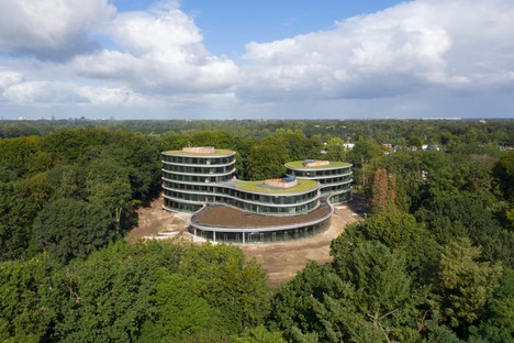 RAU Architects’s cathedral of wood for Triodos Bank in Driebergen-Rijsenburg 