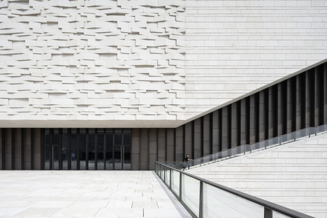 gmp Architekten von Gerkan, Marg und Partner complete Zhuhai Museum in China
