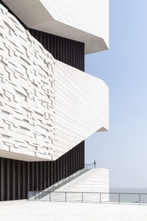 gmp Architekten von Gerkan, Marg und Partner complete Zhuhai Museum in China
