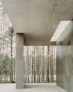 KAAN Architecten designs Loenen Pavilion, a memorial building in harmony with nature
