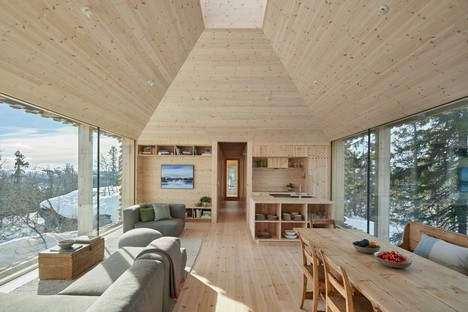 Mork-Ulnes Architects Skigard Hytte living amid nature in Norway 
