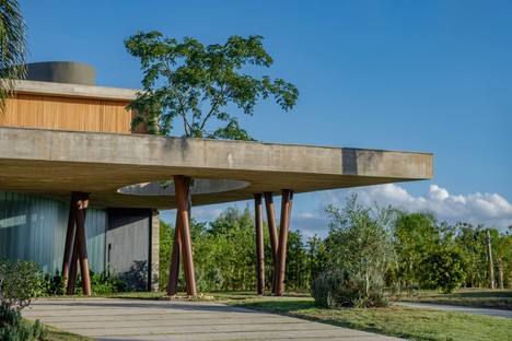 Stemmer Rodrigues Arquitetura Ananda House - a house for yoga