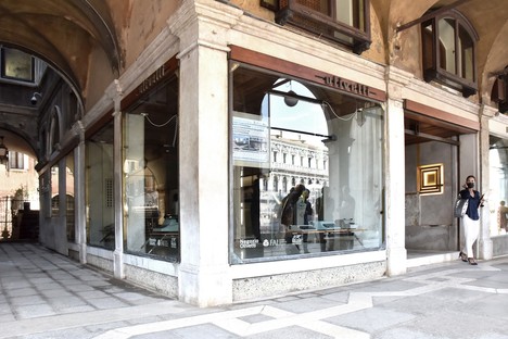 Daniele Lauria curates Together in Venice in Carlo Scarpa's Negozio Olivetti
