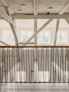 Atelier ST completes the renovation of a Faktorenhaus in Schönbach
