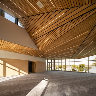 ADHOC Architectes & Prisme Architecture Nautical Centre of Baie-de-Valois Quebec
