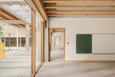 Transforming the Past into the Future: The Eugénie Brazier School Complex in Lyon by Vurpas Architectes
