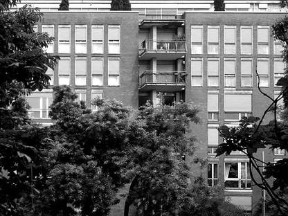 Luigi Gho apartment building in Via Legnano, 1957

