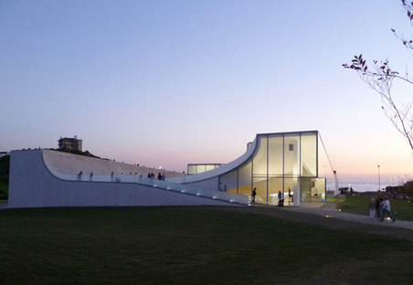 Steven Holl is awarded the 2012 AIA Gold Medal 
