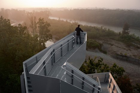 Lookout. Architecture with a view exhibition
