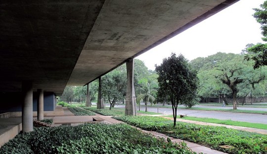 Faculté d’architecture, São Paulo, Vilanova Artigas © Clément Vergély
