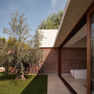 Mesura designs Casa IV in the countryside of Elche (Spain)
