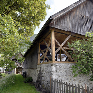 OFIS architects: Alpine barn tourist apartment in Bohinj, Slovenia 