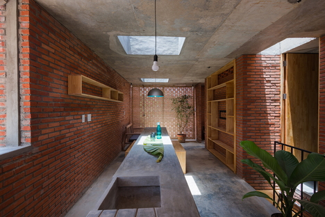 Tropical Space’s LT house in Vietnam
