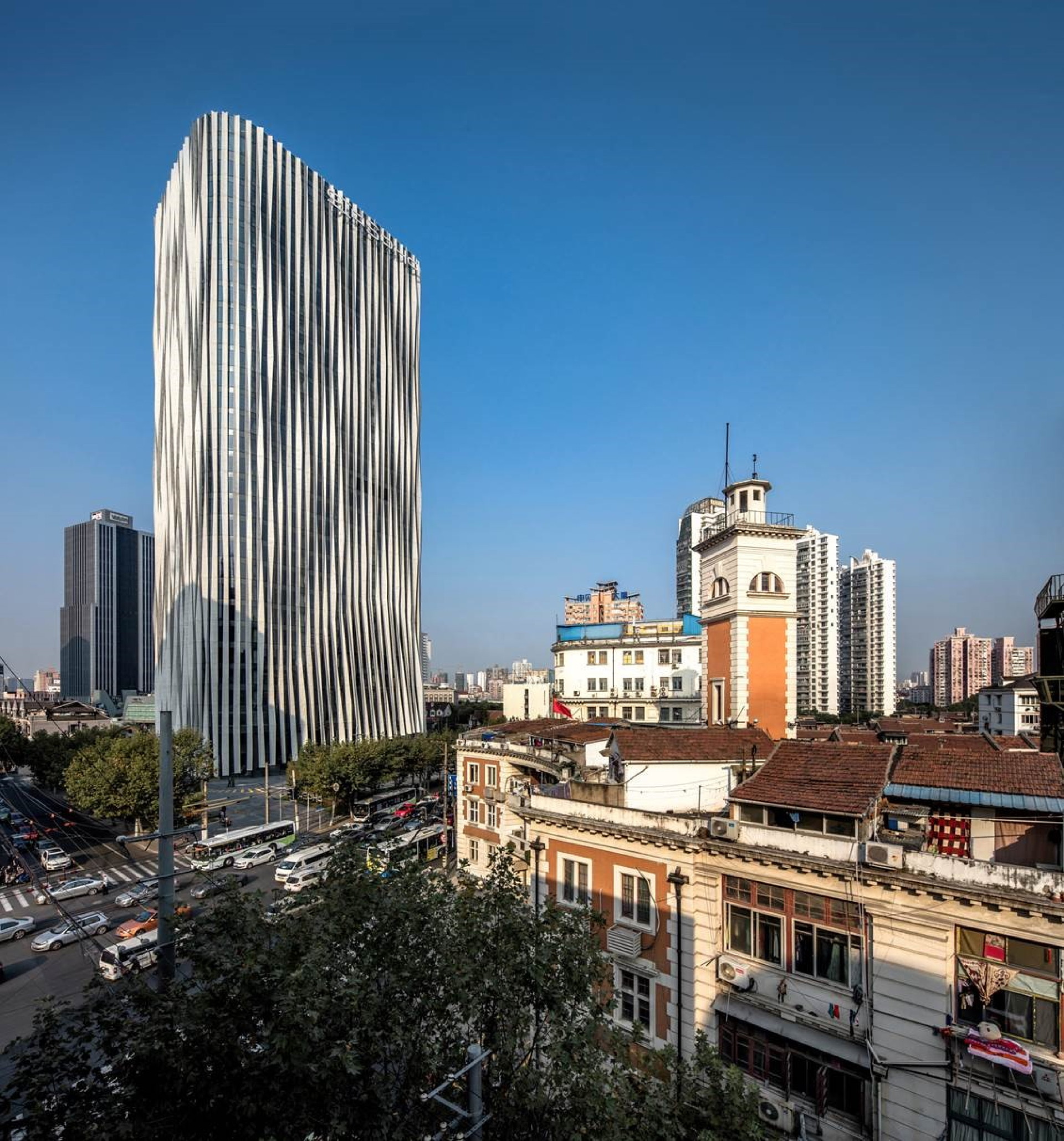 Kengo Kuma: new Hongkou Soho offices in Shanghai | Floornature