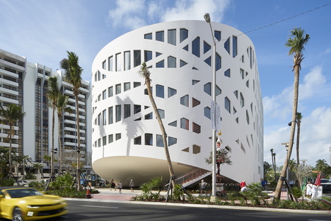 OMA Rem Koolhaas: Faena Forum, Faena Bazaar and Park, Miami Beach
