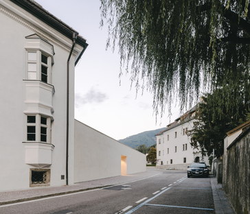 Barozzi/Veiga: Brunico Music School in Alto Adige
