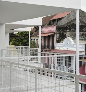 Sketch: renovation of La Moderna in Panama
